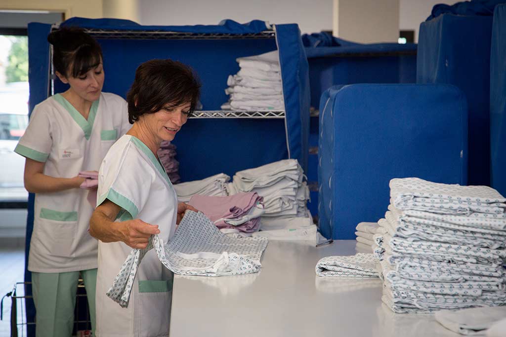 agent de blanchisserie Médipôle de savoie